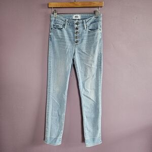 Paige Yosemite Light Wash Mid Rise Hoxton Ankle Peg Button Fly Skinny Jeans